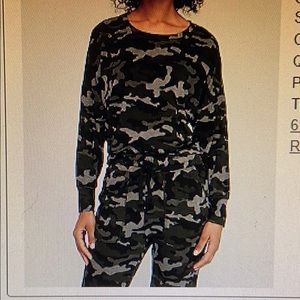 Express Camo Top